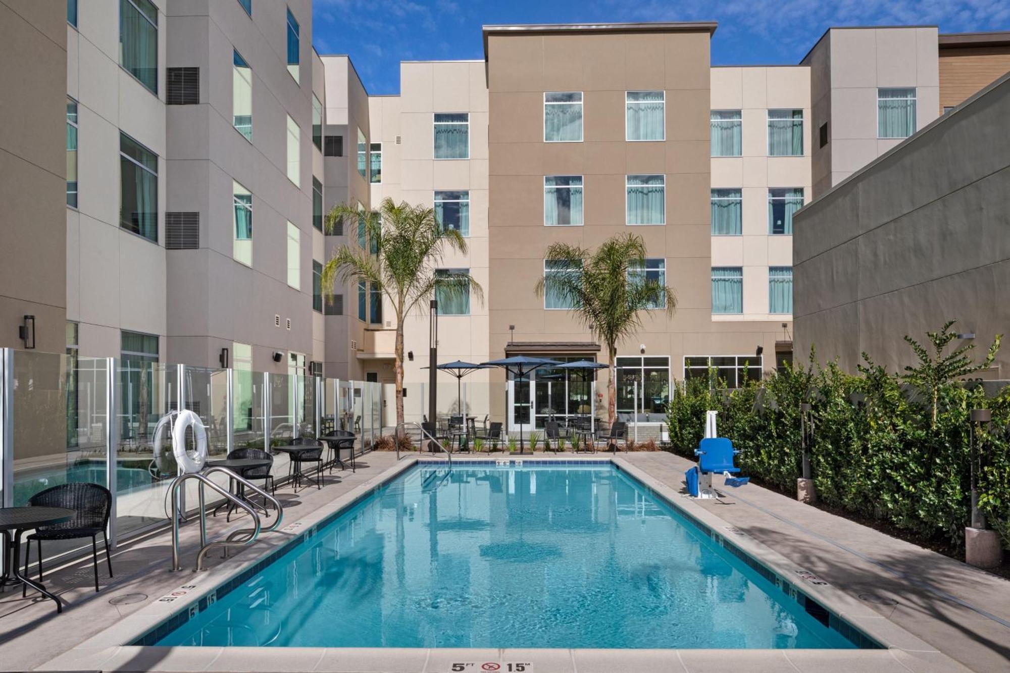 Residence Inn By Marriott Chatsworth Los Angeles Extérieur photo