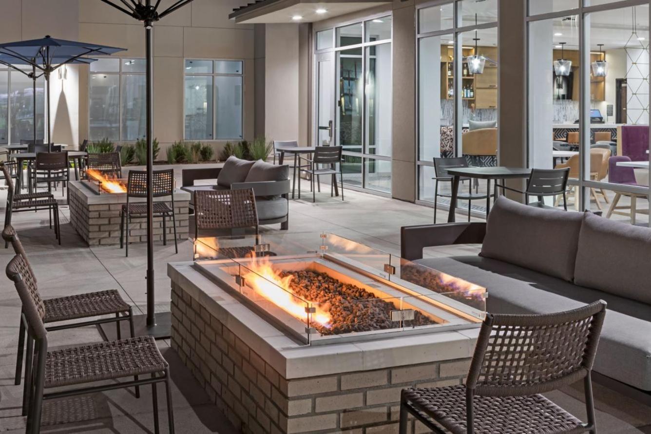 Residence Inn By Marriott Chatsworth Los Angeles Extérieur photo